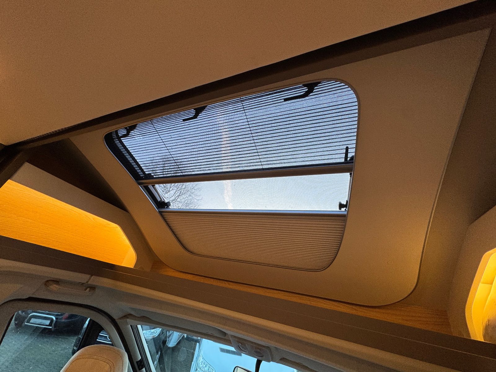 Fahrzeugabbildung LMC TOURER LIFT H 730 G DACHKLIMA SAT SKYROOF HUBBET