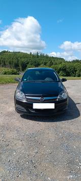 Opel Astra GTC 1.6 Ecotec 85kW GTC - Opel Astra mit Benzin-Antrieb: Coupé, 1.8