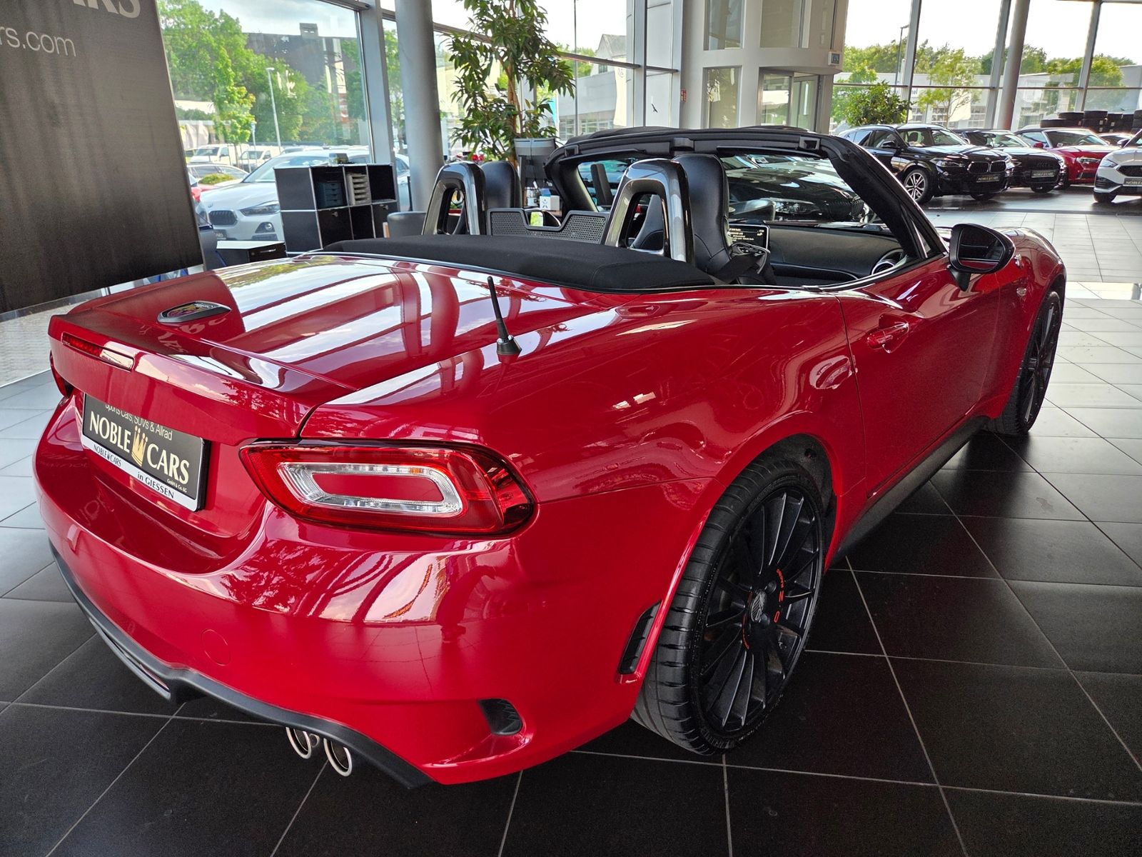 Fahrzeugabbildung Abarth 124 Spider 1.4 MultiAir Turbo KLIMA ALU