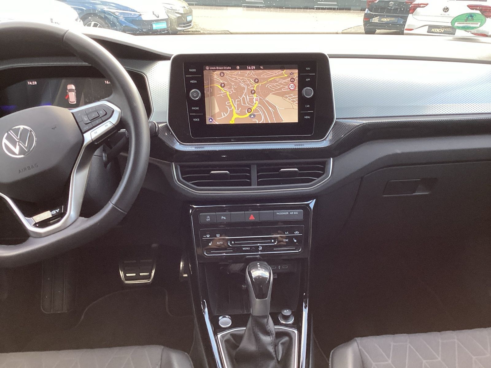 Volkswagen T-Cross - Bild 12