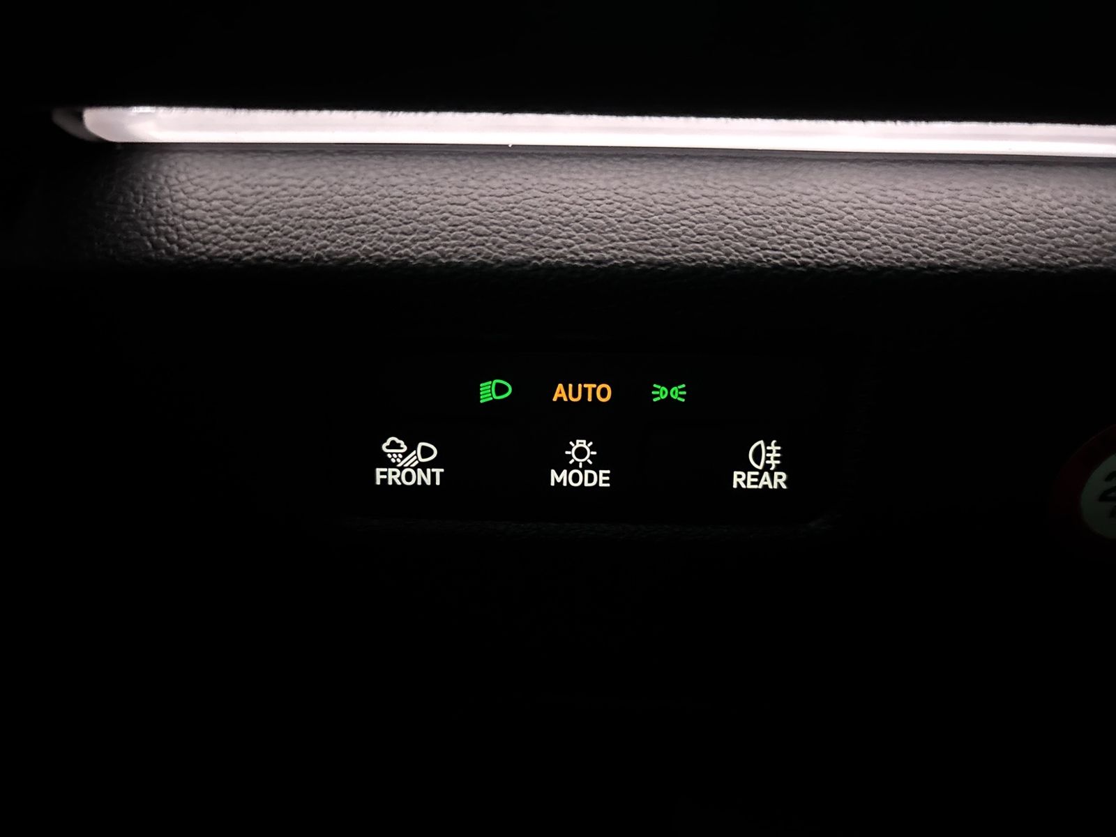 Tayron R-Line 2.0 TDI 4MOTION, BlackStyle, Sthzg