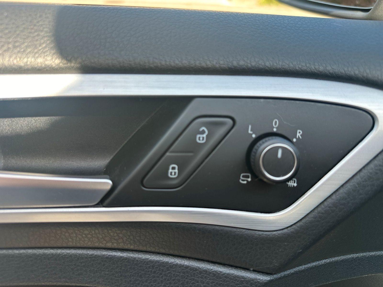 Volkswagen Golf 2015 — photo 11