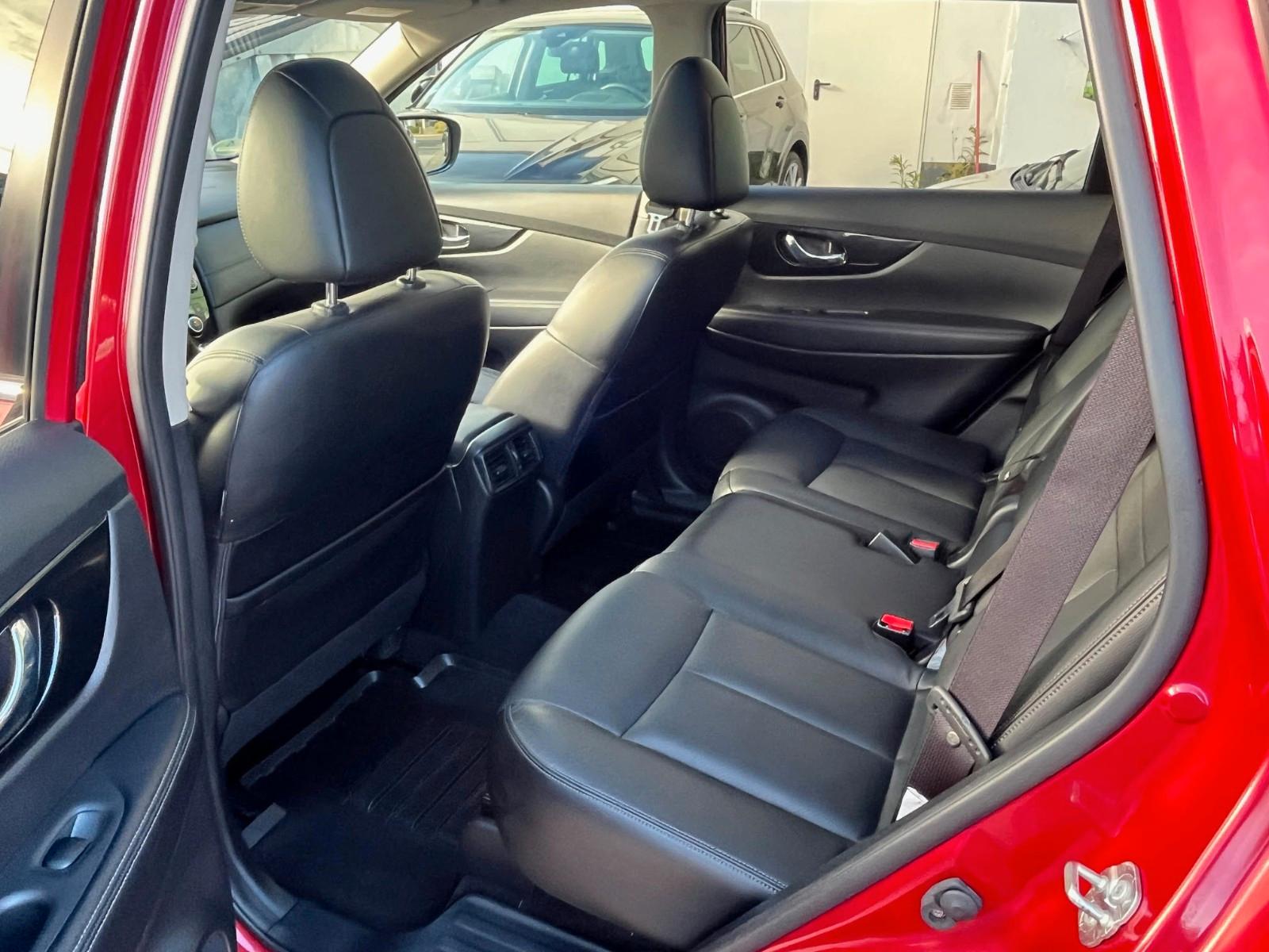 Nissan X-Trail Tekna*Pano*Bose