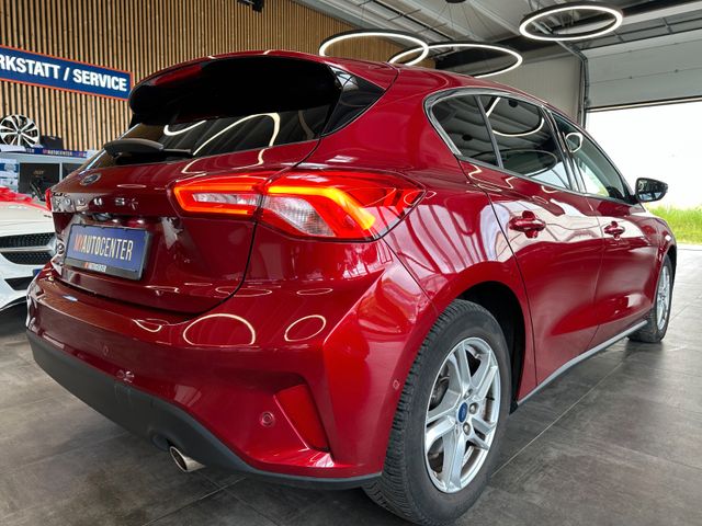 MYAUTOCENTER – Gebraucht- und Jahreswagen mit Werkstattservice in Pfaffenhofen Ford Focus Lim. *Pano*Kamera*AHK*LED*