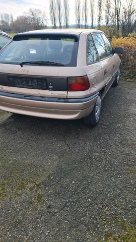 Opel Astra  Automatikgetriebe