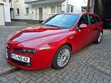 Alfa Romeo 159 2.0 JTDM 16V - - rote Alfa Romeo 159