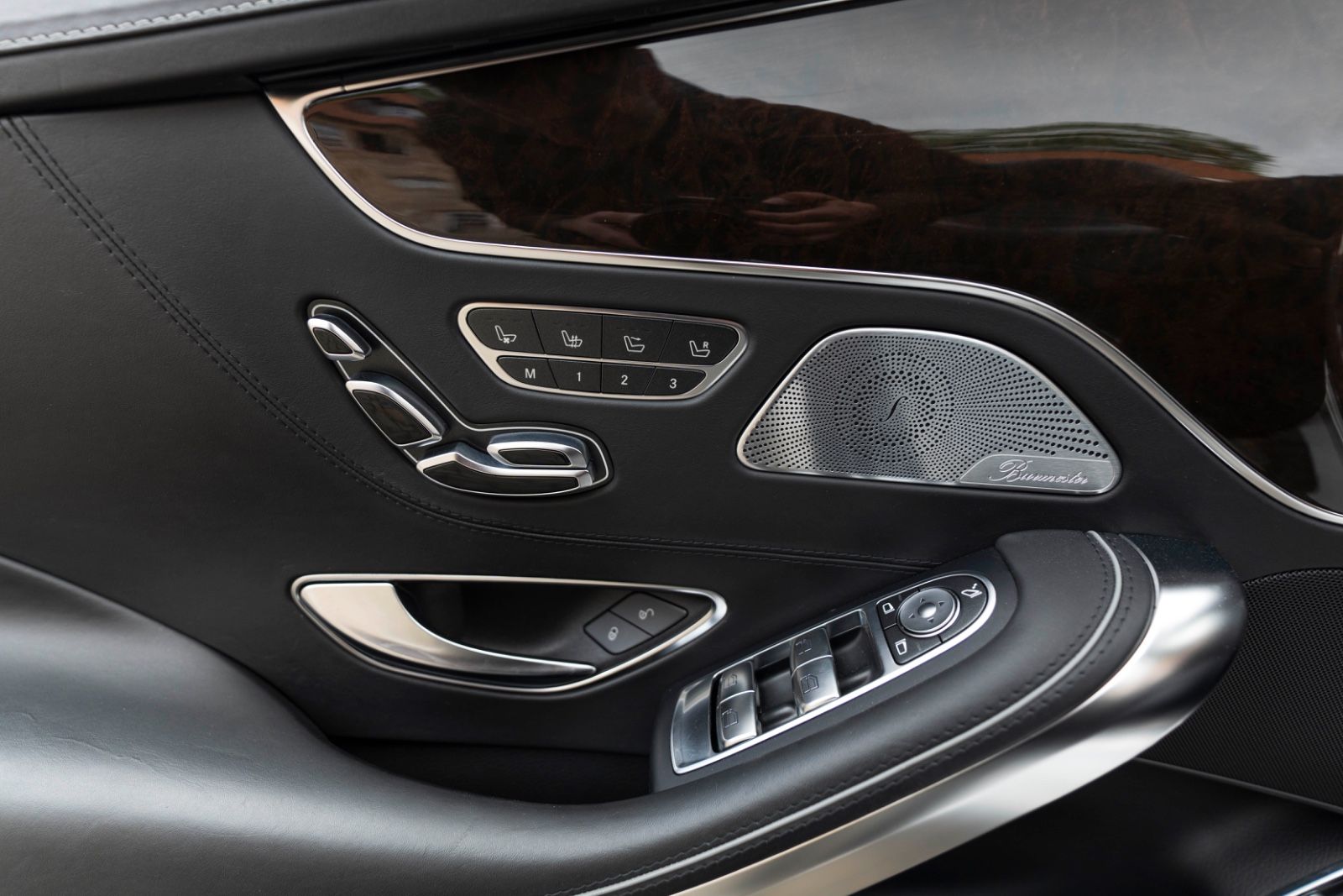 Fahrzeugabbildung Mercedes-Benz S 560 CABRIOLET BURMESTER 360° ACC MASSAGE LED