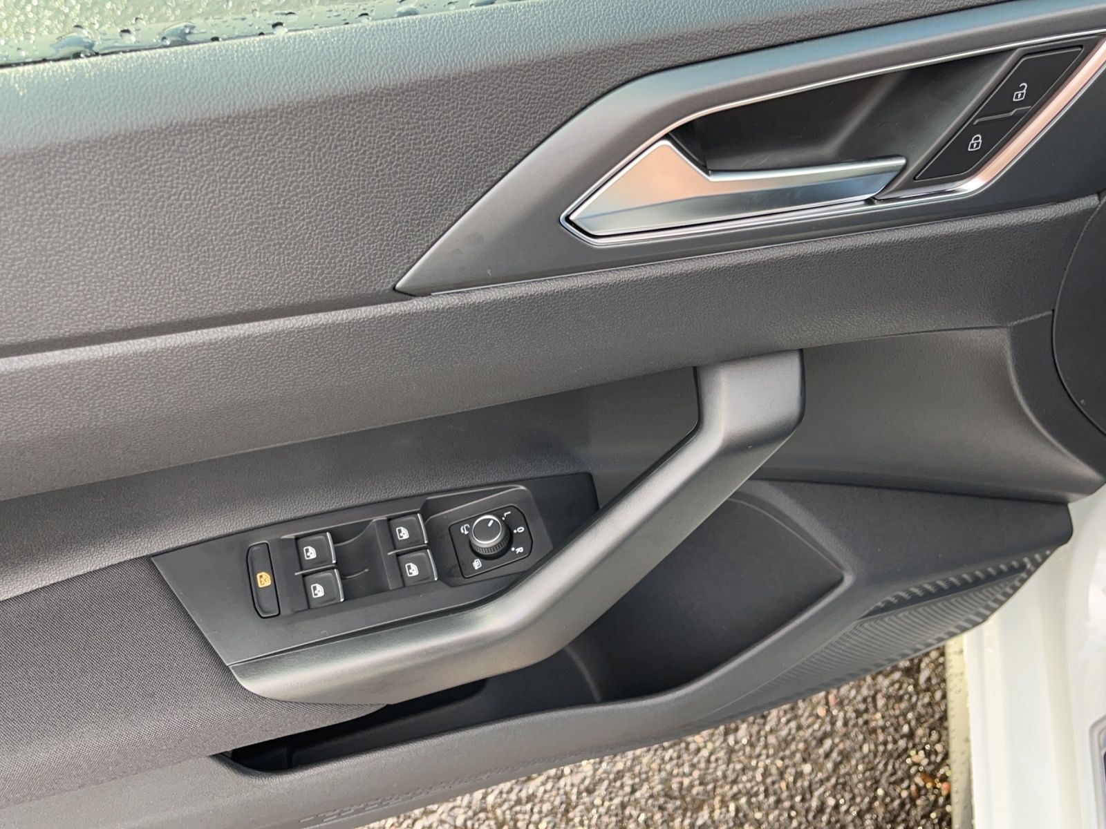 Fahrzeugabbildung Volkswagen Polo R-Line R-Line,DSG,RFK,Navi,LM-Felgen ,App C