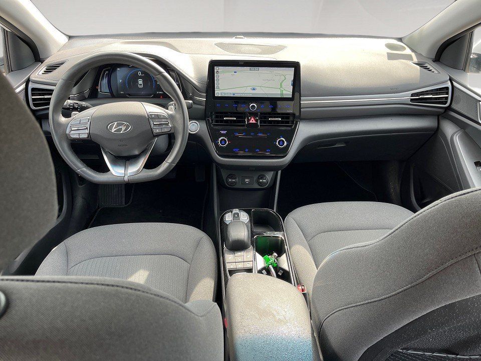 Fahrzeugabbildung Hyundai IONIQ Facelift Elektro TREND-Paket