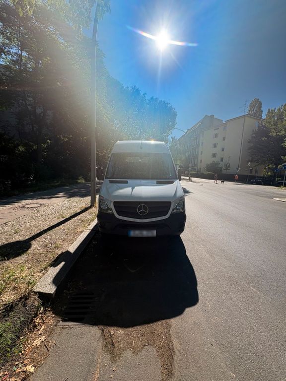 Image of Mercedes-Benz Sprinter