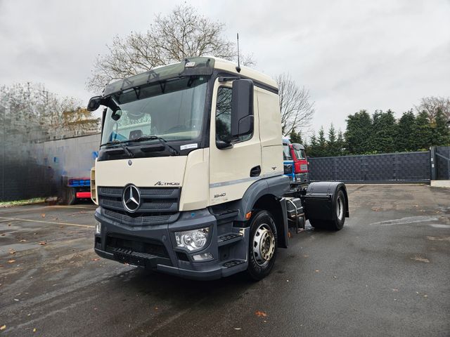 Mercedes-Benz Actros 1840 TÜV/Bett/Standheiz/Schneeketten