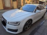 Audi A8 3.0 TDI tiptronic quattro - - weiße Audi A8