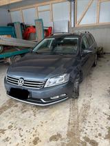 Volkswagen Passat 2.0 TDI DSG 4MOT 125kW Comfortline BM... - Volkswagen Passat aus 2012 mit Diesel-Antrieb: Limousine