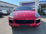 Porsche Cayenne S 1.Hand Keyless Pano Lückenlos Porsche - Porsche Cayenne: Rot