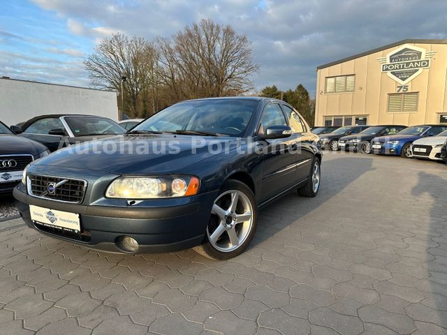 Volvo S60 Lim. 2.4 Kinetic/Xenon/LL Scheckheft/89 TKM