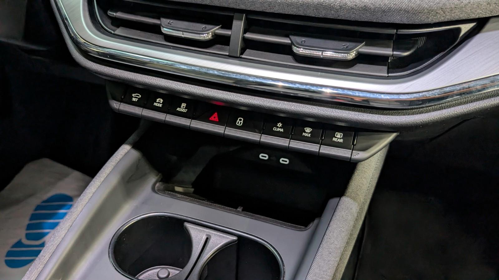 Skoda Enyaq 80 Loft ACC*LANE*KESSY*SIDE*SHZ*KAM*19"