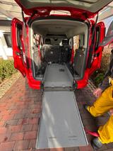 Ford Connect 1.5 Behindertengerecht/ Rollstuhlrampe - Ford Tourneo Connect in Bremen