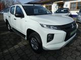 Mitsubishi L200 Doppelkabine 4WD / 4x4 AHK - weiße Mitsubishi L200