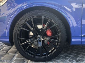 Audi Q7 - 9