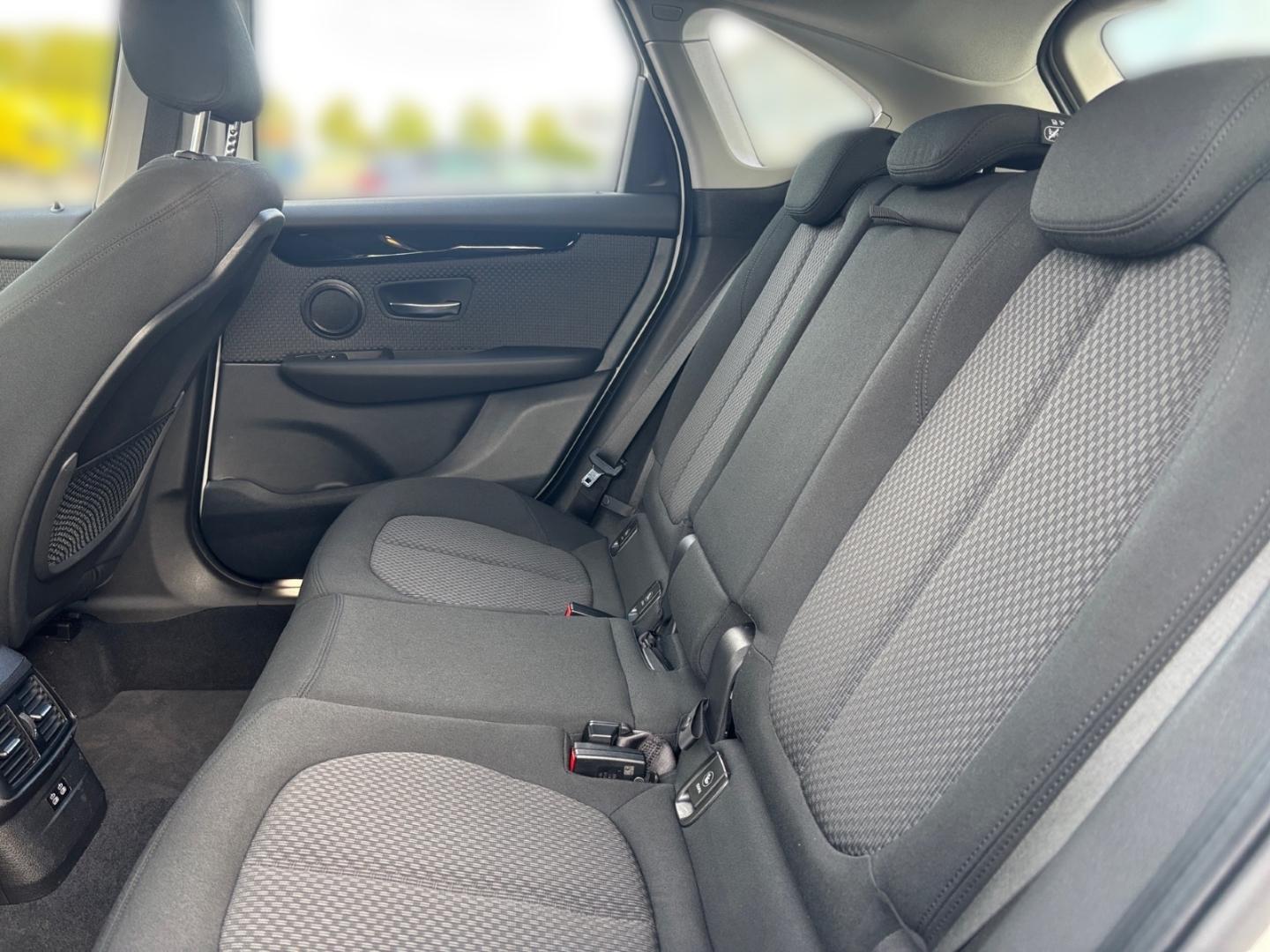 BMW 218 Active Tourer Advantage Navi El. Heckklappe, миниатюра 13