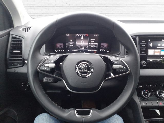 Fahrzeugabbildung SKODA Karoq 1,5 TSI Selection DSG KLIMA LED ALU