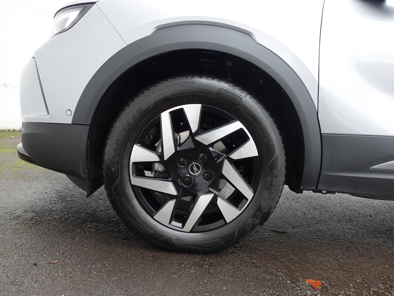 Fahrzeugabbildung Opel Mokka GS 1.2T AUTOMATIK,Navi,ACC,Sitzhzg,Kamera