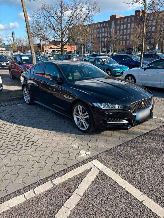 Image of Jaguar XE