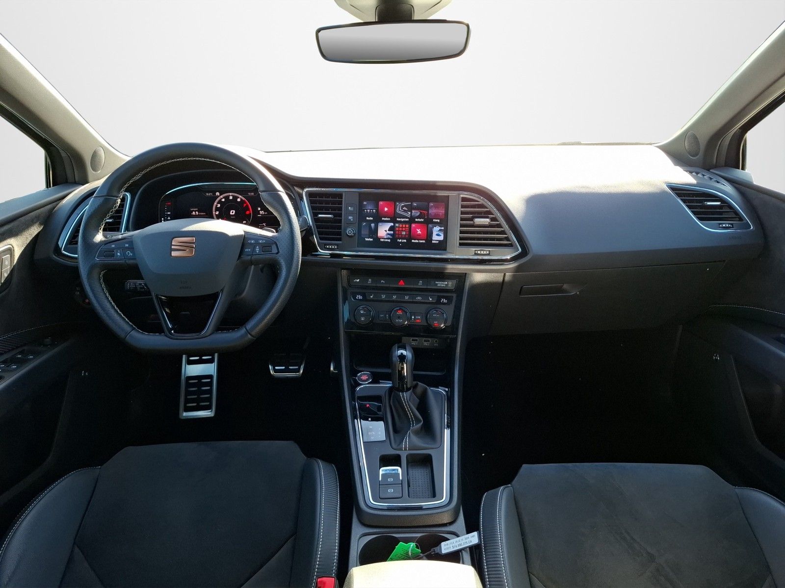 SEAT Leon ST 2.0 TSI Cupra 300 4Drive DSG / ACC / LED - Image 10