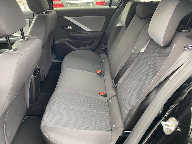Fahrzeugabbildung Opel Astra L 1.2 Turbo Edition// Navi, KlimaAT, LED,