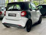 Smart fortwo coupé * Leder * SHZ * Navi * Klima * Temp - Smart Gebrauchtwagen in Dresden