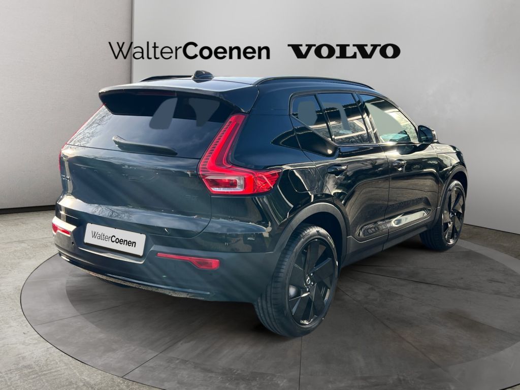 VOLVO XC40 B3 B DKG Plus Black Edition, FHZ VOLVO XC40 B3 B DKG Plus Black Edition, FHZ