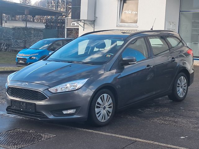 Ford Focus Turnier 1.5 EcoBoost Business *Navi/SHZ/LH