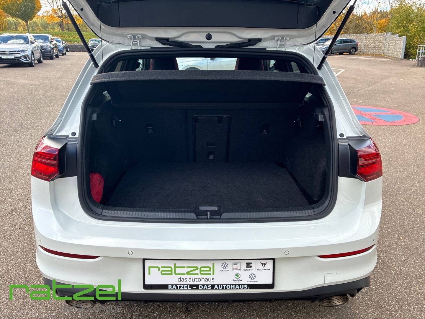 Fahrzeugabbildung Volkswagen Golf GTI 2.0 TSI Clubsport Pano RFK Har/Kar Akra