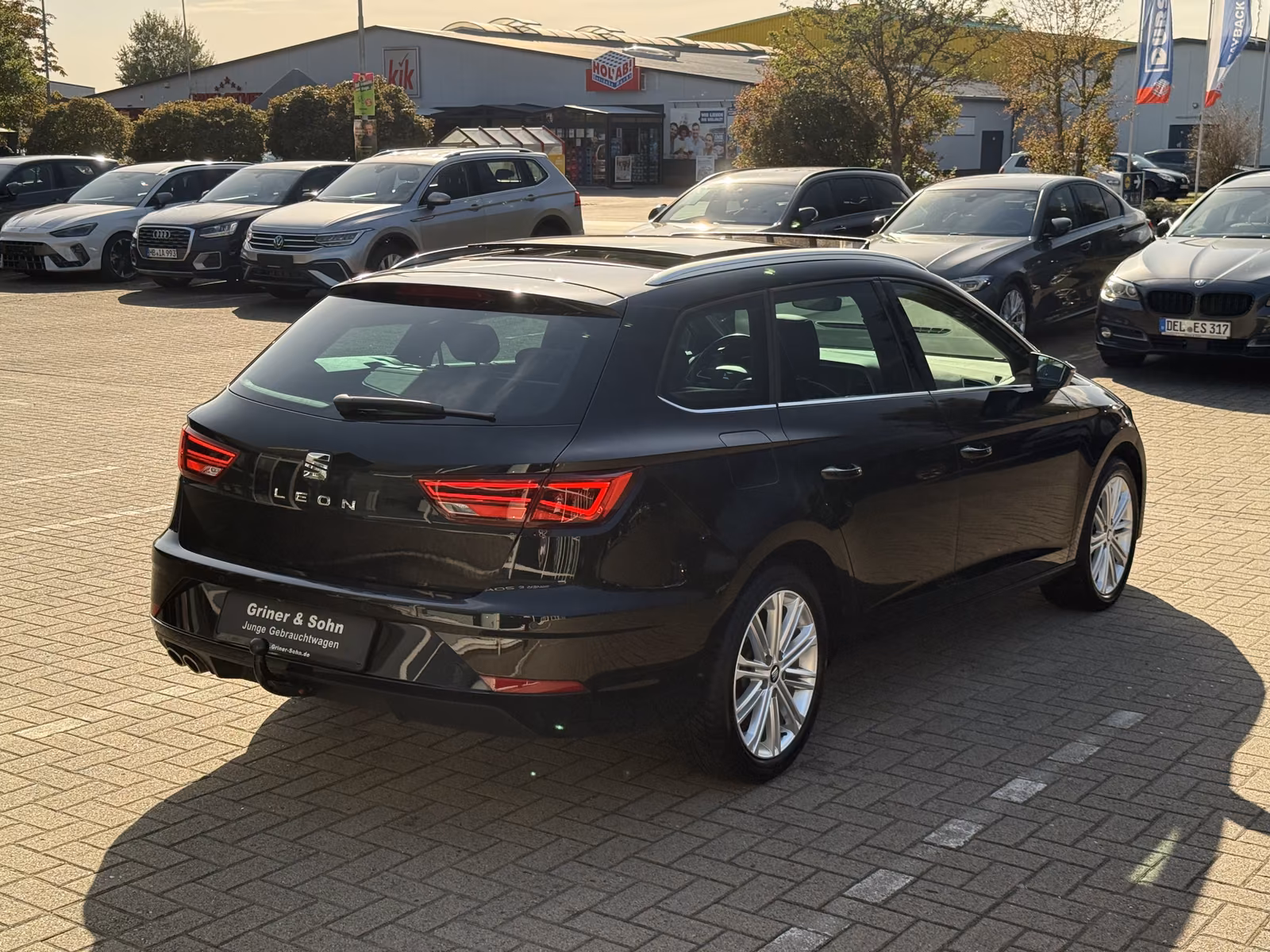 SEAT Leon Xcellencen,Virtual,Pano,R-Kamera,AHK,Beats, миниатюра 6