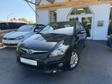 Hyundai i30 Premium Automatik SHZ/NAVI/PDC/TEMPOMAT - gebrauchte Hyundai i30 aus dem Jahr 2010