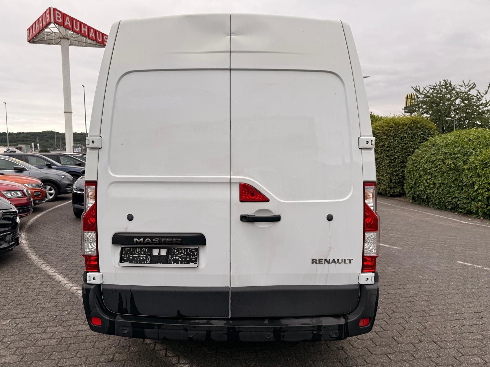Fahrzeugabbildung Renault Master III Kasten L1H2 HKa 3,5t/ 1.HAND/TEMPOMAT