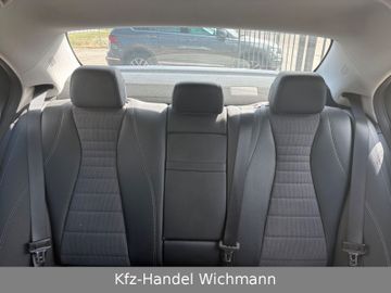 Mercedes E 200 - 11