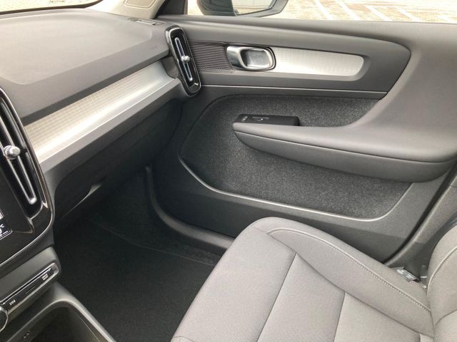 XC 40 T3 Momentum Pro 2WD