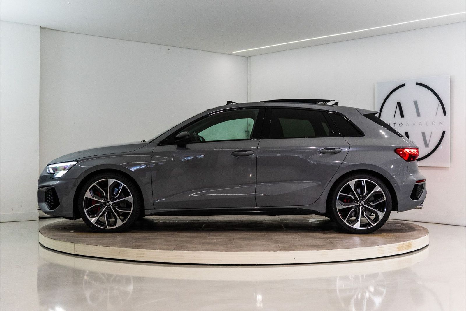 Audi S3 Sportback 2.0 TFSI Quattro 310PK | RS Stoelen imagem 2
