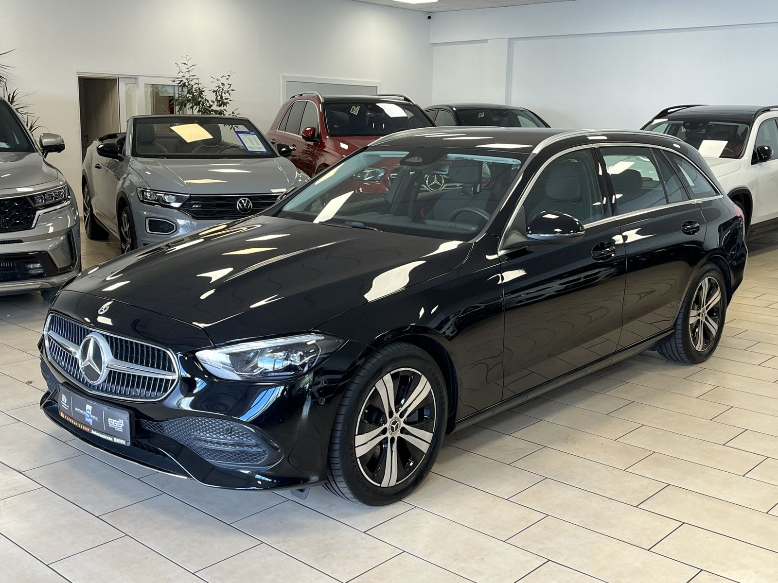Mercedes-Benz C 200 d Navi*R-Cam*LED*ACC*SHZ*TeiLeder*CarPlay*