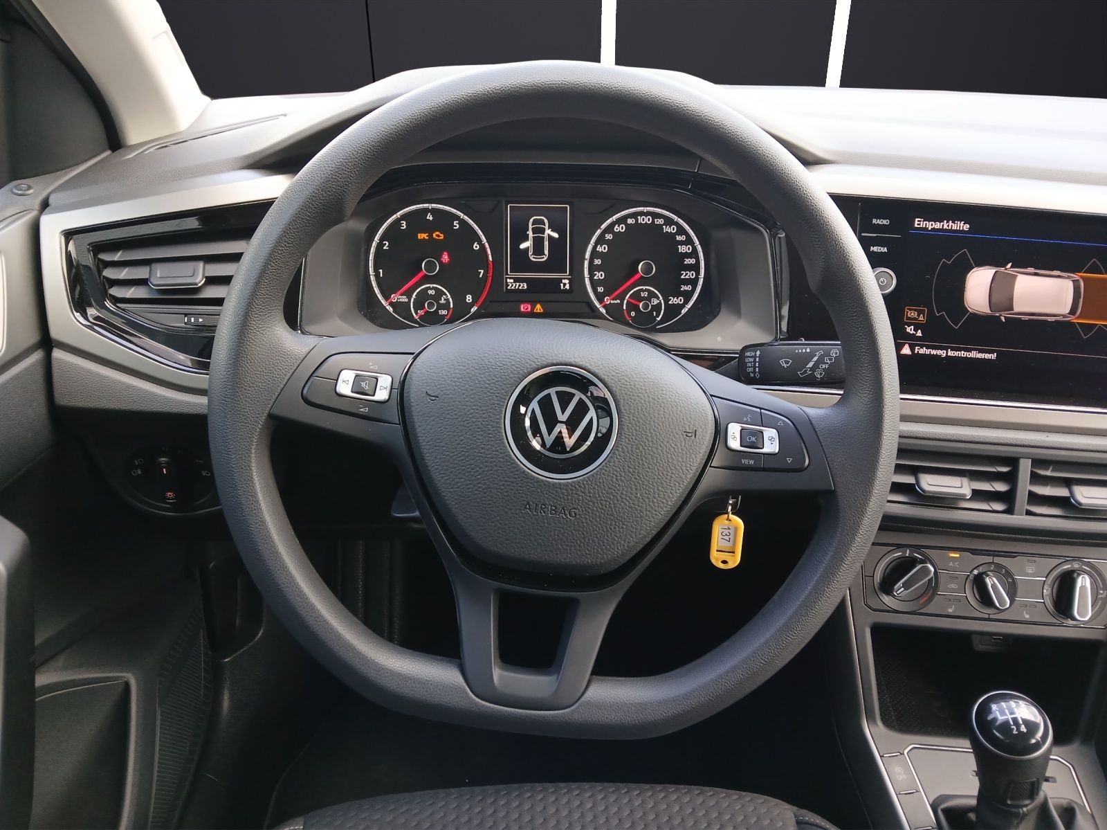 Fahrzeugabbildung Volkswagen Polo Comfortline 1.0 TSI Navi Klima PDC SH