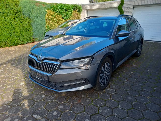 Skoda Superb Combi Ambition