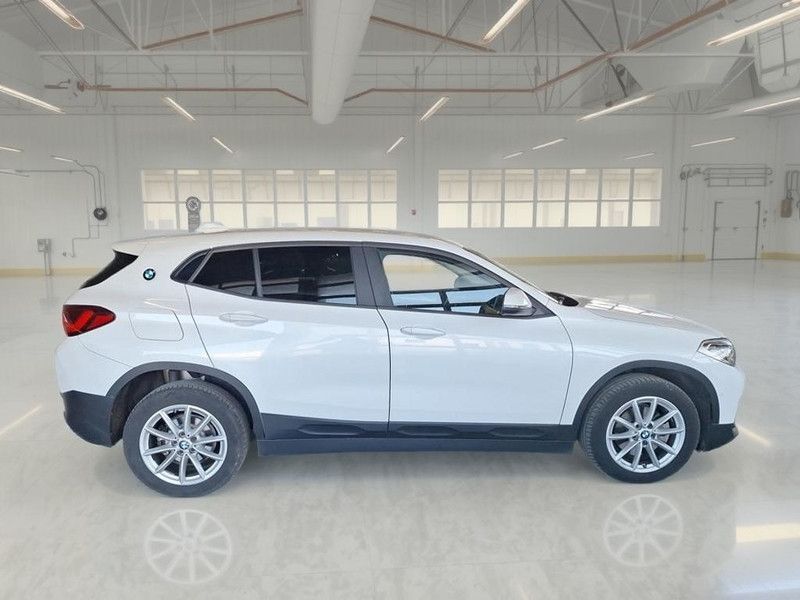 BMW X2 SDRIVE 18D ADVANTAGE AUTOMATICO SUV imagem 3