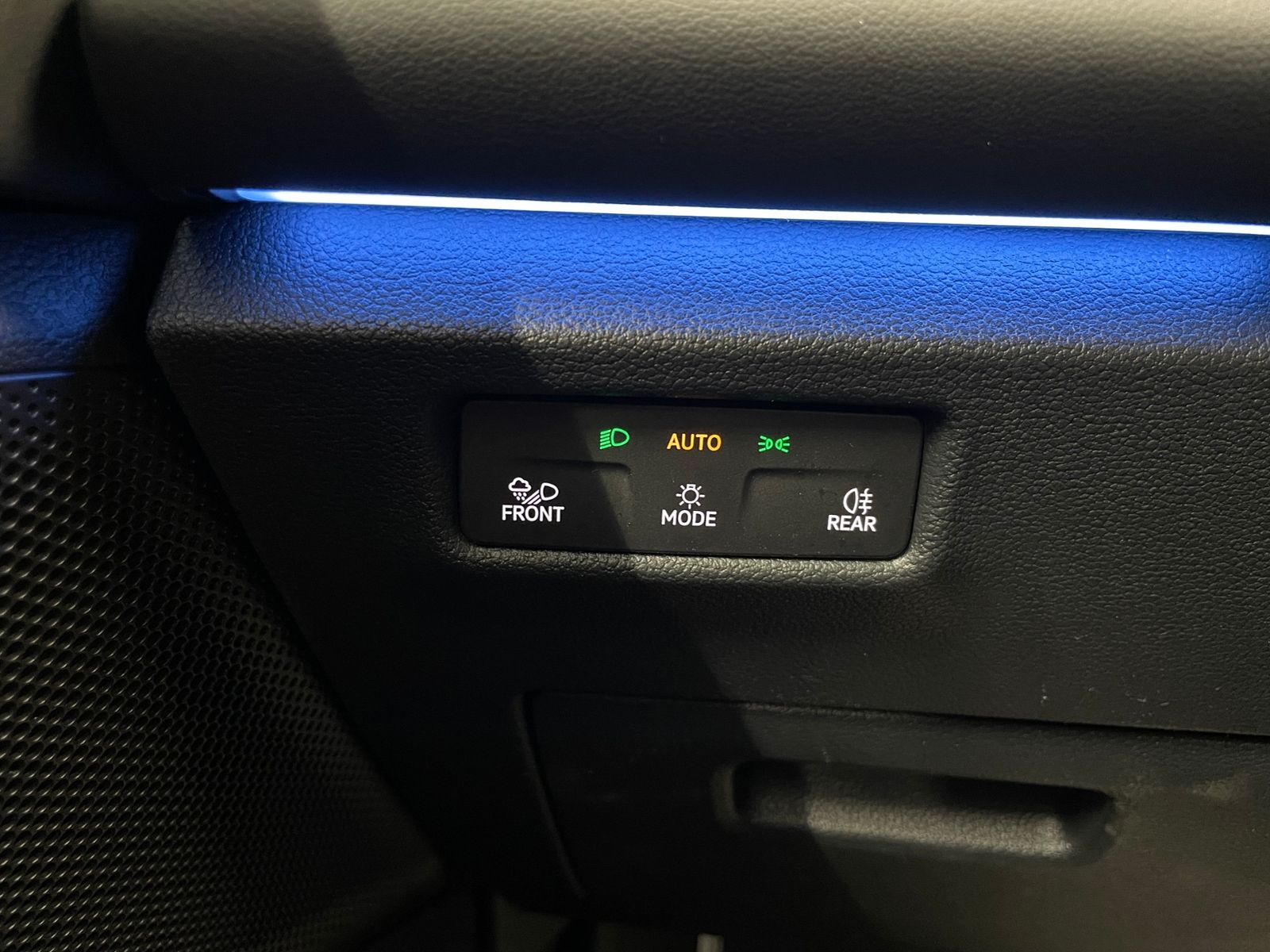 Tiguan R-Line 2.0 TDI 4M DSG BLACK STYLE LED