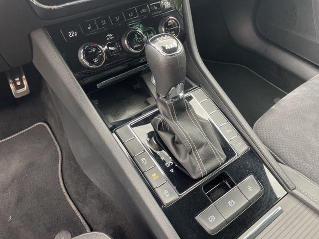 Skoda Superb Combi III 2.0 TSI DSG 4x4 Sportline XENON