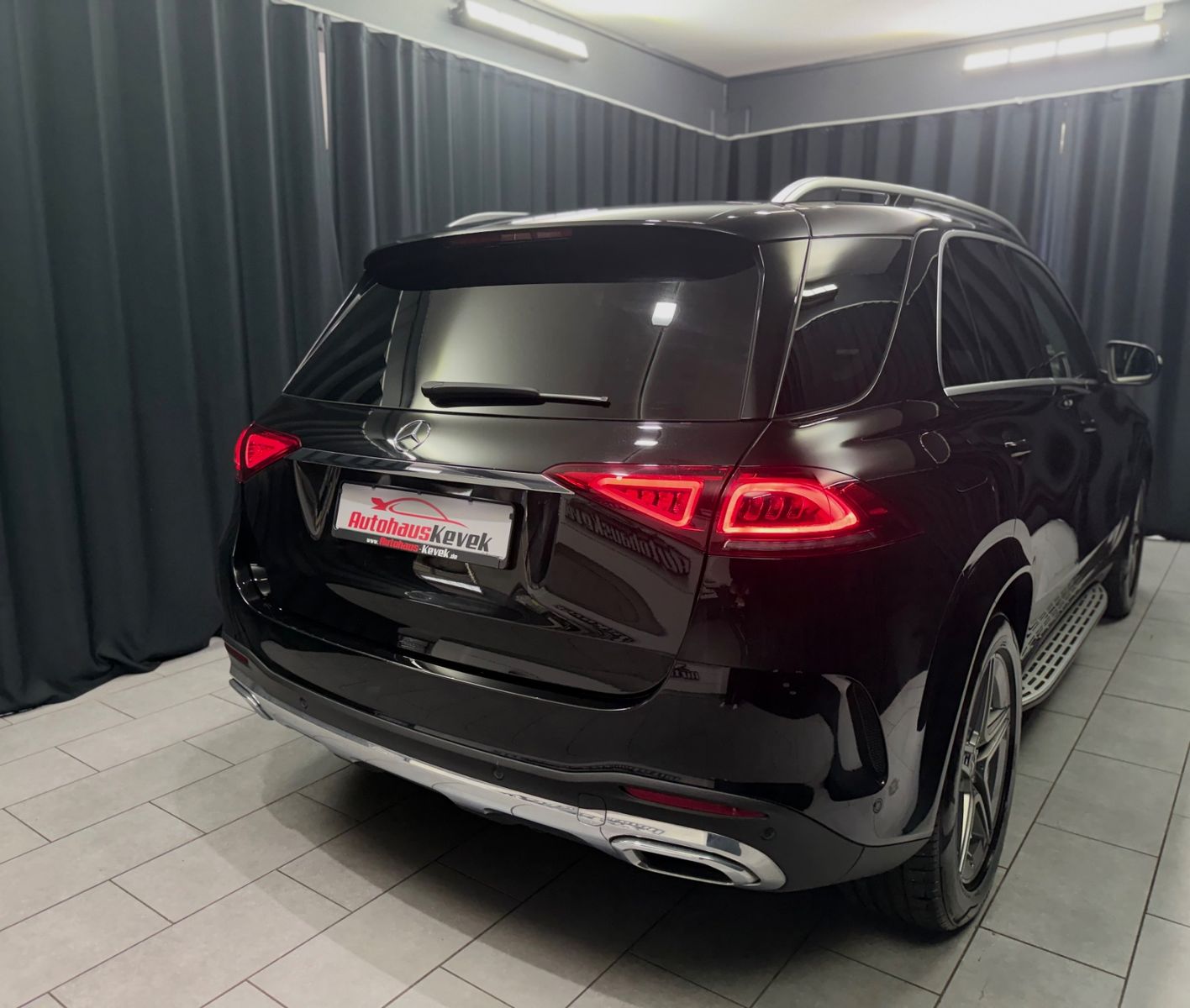 Fahrzeugabbildung Mercedes-Benz GLE 350 d 4Matic |AMG-LINE|AHK|PANO