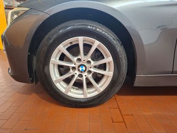 BMW 318 - 9