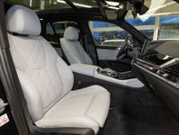BMW X5 M60 - Vorschau Bild 11