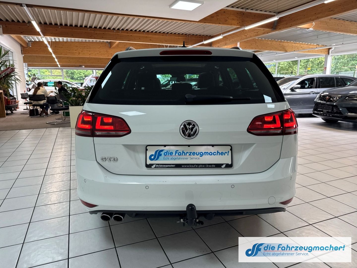 Fahrzeugabbildung Volkswagen Golf VII GTD DSG 2.0TDI Pano AHK Leder Soundsyst
