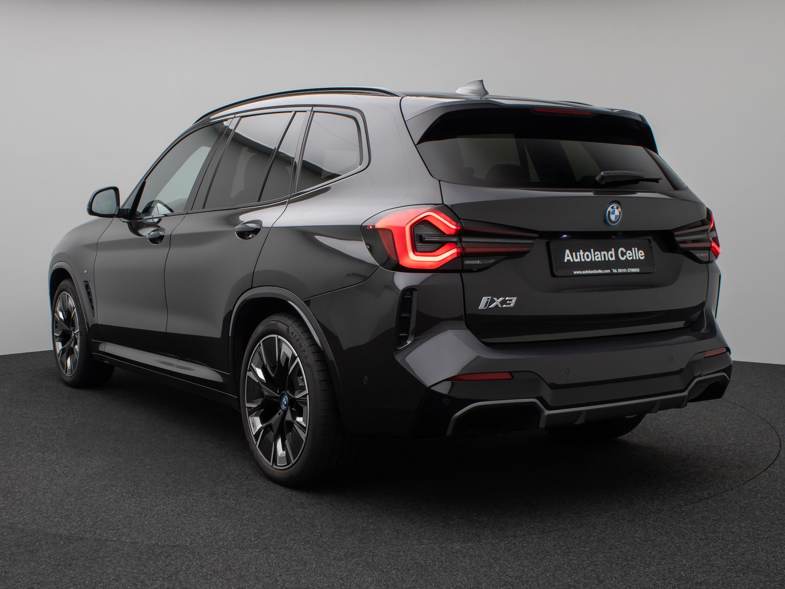 Fahrzeugabbildung BMW iX3 Impressive M Sport Panorama 360°HUD DAB H/K